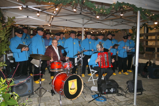 Optreden Wintermarkt Hoogland